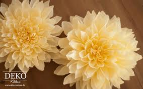 Du willst blumen aus krepppapier basteln? Interview Mit Bloggerin Esther Straub Von Deko Kitchen De Viehausen Burobedarf Erkelenz