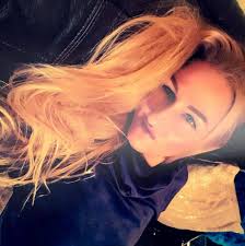 Tiny scissors for mini sewing kit inspiration