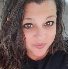 Anybody in Somerset that can actually fade hair? Everywhere I go to can  never do it or just says they can and then doesn't do it