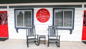 Maybe you would like to learn more about one of these? Weekend In Pine Strawberry Arizona Modern Honey