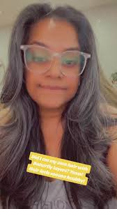 Ahh cut my own hair using the #bradmondo #butterflycut method and my hair  feels so healthy now that the split ends are gone! And of course used my  #sharkflexstyle to give it some definition 😘