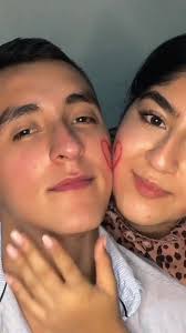 Trend del Corazón en la Mejilla con Mi Pareja