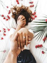 45 Touching Valentine S Day Photoshoot Ideas Give the day of hearts meaning by sharing it with the one you love.