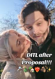 Our DITL vlog after getting engaged (childfree)💍🏡❤️‍🔥🎄✨🎥 #ditl #vlog  #couple #engagement #family #proposal #couplegoals #sahm DITL after getting  engaged Dream proposal Staycay couples vlog Mum and dad ...