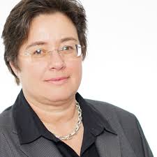 Annette Hoppe's Instagram, Twitter & Facebook