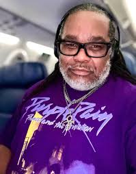 Let's welcome our new members! Prince Chute, Ebony Stacy, Michael Freeney,  Rosi Kraus-Cassaday, 美佳小樽, Jamie Siekierski, Jon Spicer, Stevie Ray Mays,  Lindsay Bengi Gwin, Michael Williford, Dennis Frazier, Travis Ammons, Robin  Tozer