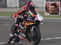 Sguardi e gesti surreali nel box del team gresini. Motogp Jerez Fausto Gresini Aprilia E I Costi Della Ripresa Spese Alte E Organizzazione Complessa Ma Si Doveva Ripartire Corriere It
