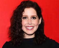 Vanessa Bayer: Biography, Movies, Net Worth & Photos
