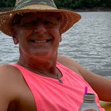 On Tuesday night, after Trump's Congressional Address, AOC shared her  reaction: "A lot of tech calls itself tech, but they're really just defense  contractors. You could fire every single federal worker, and