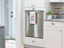 How To Clean A Stainless Steel Dishwasher Inside And Outside In 2020 Diy Custom Closet Stainless Steel Dishwasher Stainless Steel Cleaning