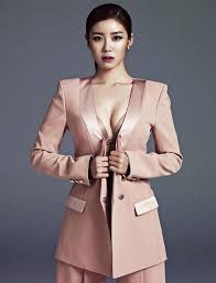 10 Female Idols Looking Professional In Suits Korean Artist Female Korean Model