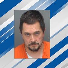 Man left pets in car to go to work, charged with animal cruelty