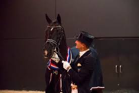Jun 06, 2021 · toch duurde het in de proef even voordat gal de juiste afstamming met de hengst gevonden had. Love Forever Edward Glock Horse Performance Center Facebook