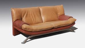 It's wrapped in full italian leather, offers plenty of space with comfortable seating and consists of two pieces sofa and chase. Nicoletti Italian Leather Sofa Mindonmath
