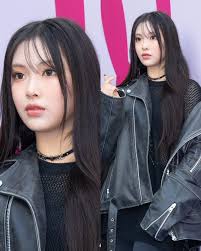 Đại sứ NewJeans tham dự Seoul Fashion Week 2024.