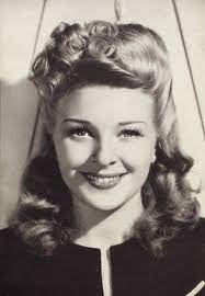 Pin Curls 101 The Curl Brush Out Styling 1940s Hairstyles 40s Hairstyles Vintage Hairstyles