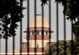 The woman accusing the cji for sexual harassment had two pending criminal cases against her. A Woman Has Accused India S Top Judge Of Sexual Harassment Engulfing The Supreme Court In Turmoil The Washington Post