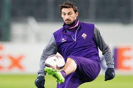 Fiorentina coach stefano pioli was emotional during the tribute to davide astori. Italy Footballer Davide Astori Found Dead At 31 Match Called Off