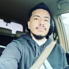 Dog groomer with short-haired Aussie experience in Northridge?