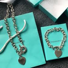 Tiffany Co Set 100 Authentic Tiffany Co Silver Necklace And Bracelet Normal Wear Includes Boxes And Gift B Womens Jewelry Necklace Tiffany Co Jewelry