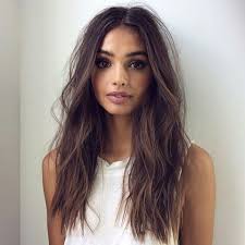 What A Messy Hair Pelo Largo Castano Look De Cabello Belleza Del Cabello