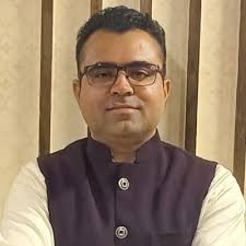 I was speaking to a friend of mine working at ICICI bank (branch banking).  ICICI Bank has done away with the rating system for its employees for the  past 2-3 years. Employees