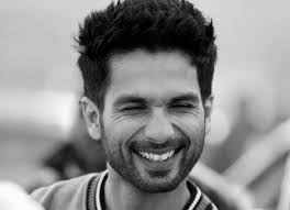 Kabir Singh Box Office Collections The Shahid Kapoor Starrer Kabir Singh Becomes The 4th Highest Opening Day Grosser Of 2019 Bollywood Box Office Bollywood Hungama .hair,this bollywood actor shahid kapoor,is seen in all sorts of hairstyles possible,he is the stylish star of bollywood of course,all the hairstyles done on him fits him perfectly,he is always updated with hair n style.proud. the shahid kapoor starrer kabir singh