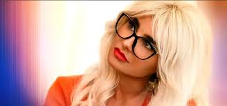 Ini Penampilan Mikaela Hoover sebagai Cat Grant di Superman! Dia Juga  Pengisi Suara Chopper di One Piece Live-Action, Lho