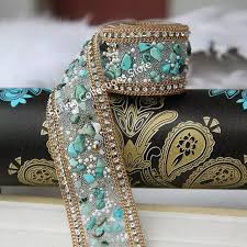 Color Pino Verde Envio Gratis 3 5 50 Cm Lote Cadena De Diamantes De Imitacion Cinta De Adorno En 2020 Accesorios De Costura Encaje De Cuentas Cinturones Bordados