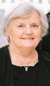 Carol Averill's Instagram, Twitter & Facebook