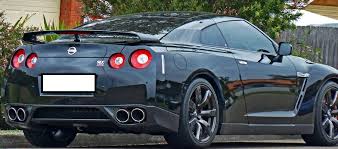 Nissan gtr r35 stage 2 (700bhp) vs skyline gtr r34 vs mercedes. Inilah Dia Motor Mewah Milik Zizan Razak Ducati Panigale Yang Selalu Dia Guna Untuk Pergi Kerja Mantap Habis Kisah Dunia