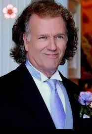 What draws you in when you see a performer's smile?