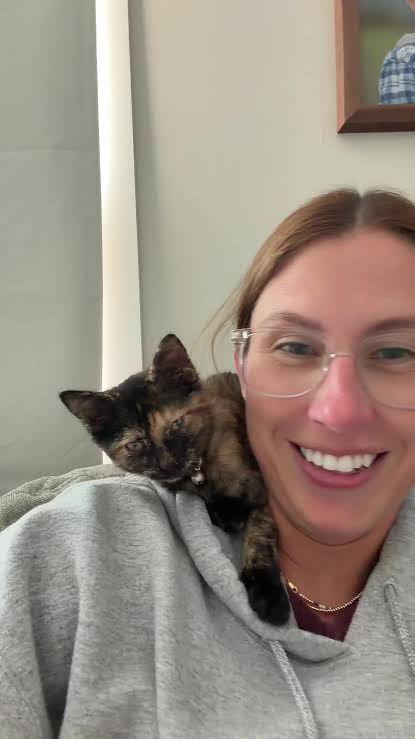 Mallory C. with her cat
