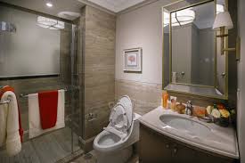 Namun, bagaimana cara menyiasati jika anda punya ruangan terbatas untuk. Desain Interior Kamar Mandi Minimalis Modern