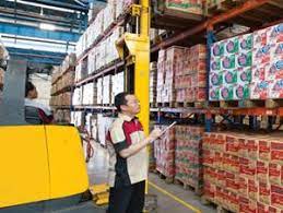 Pengertian helper dalam bekerja sering kali menjadi pertanyaan mengenai apa sih pengertian, tugas dan tanggung jawabnya seorang helper gudang. Lowongan Kerja Jobs Produksi Kartoning Helper Supir Gudang Resepsionis Quality Control Field Lulusan Gres Min Sma Smk D3 S1 Pt Indofood Cbp Sukses Makmur Tbk Icbp Membutuhkan Tenaga Gres Besar Besaran