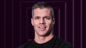 Justin Milo's Instagram, Twitter & Facebook