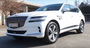 While the gv80 does not share a platform with these suvs, it indicates that. First Reviews Of 2021 Genesis Gv80 Are In From Korea Is It As Premium As The Europeans Carscoops