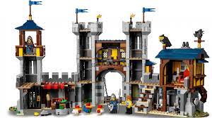 According to a report by promobricks.de this set is inspired by the black falcons fortress 6074. Lego Creator Mittelalterliche Burg 31120 2021 Lego Preisvergleich Brickmerge De