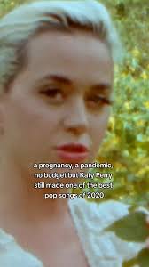 so underrated #katyperry #daisies