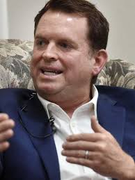 Jeff Hinkle spending big to get 'digital defamation' wiped off social media