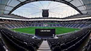 Mit der deutsche bank park direkt nebenan und vielen sportstätten in unmittelbarer umgebung ist für das „aktive leibliche wohl gesorgt! Live In Park Deutsche Bank Park Invites To New Corona Compliant Event Format Frankfurt Tipp