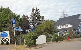 Buchen sie ihr traumhotel in nur wenigen klicks und genießen schon bald den urlaub im haus antje! Wellnesshotel Haus Antje Und Kosmetikstudio 18347 Ahrenshoop Althagen Adresse Telefon Kontakt