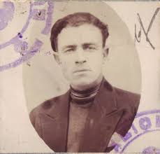 Alaties beach da visitare , anche se piccola, ma il ristorante Alati merita  una visita sia per la location che per l'ottima cucina.