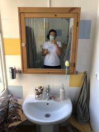 Airbnb Em Barcelona Ideias Para Quartos Pequenos Pias De Banheiro Banheiro