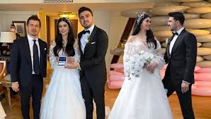 Ozan tufan, futbola 2005 yılında bursaspor altyapısında başladı. Ozan Tufan Ile Rojin Haspolat Evlendi Fenerbahce Den Dugun Hediyesi Magazin Haberleri Ntv