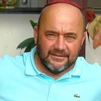 100+ "Aaron Paz" profiles