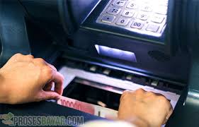 Sebenarnya cara menggunakan mesin cuci jenis ini hampir sama dengan penggunaan pada mesin cuci 1 tabung bukaan atas. 10 Cara Menggunakan Atm Setor Tunai Mandiri Keuntungannya Prosesbayar