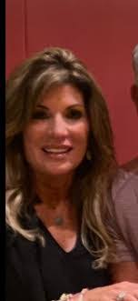 Lisa Weigel's Instagram, Twitter & Facebook