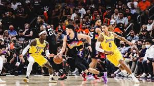 Entérate aquí donde ver todos los juegos de baloncesto profesional que se juegan en vivo por la nba, no te lo me ha tomado hacer una investigación a fondo pero encontré una lista detallada de todos los canales que presentan la nba en el mundo. Lakers Vs Suns Horario Donde Y Como Ver Online La Transmision En Vivo Del Partido De La Nba Gluc Mx