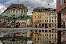 Barbarossaplatz auf der stadtplan von würzburg. Wurzburg Gespiegelt Www Wuerzburg Fotos De